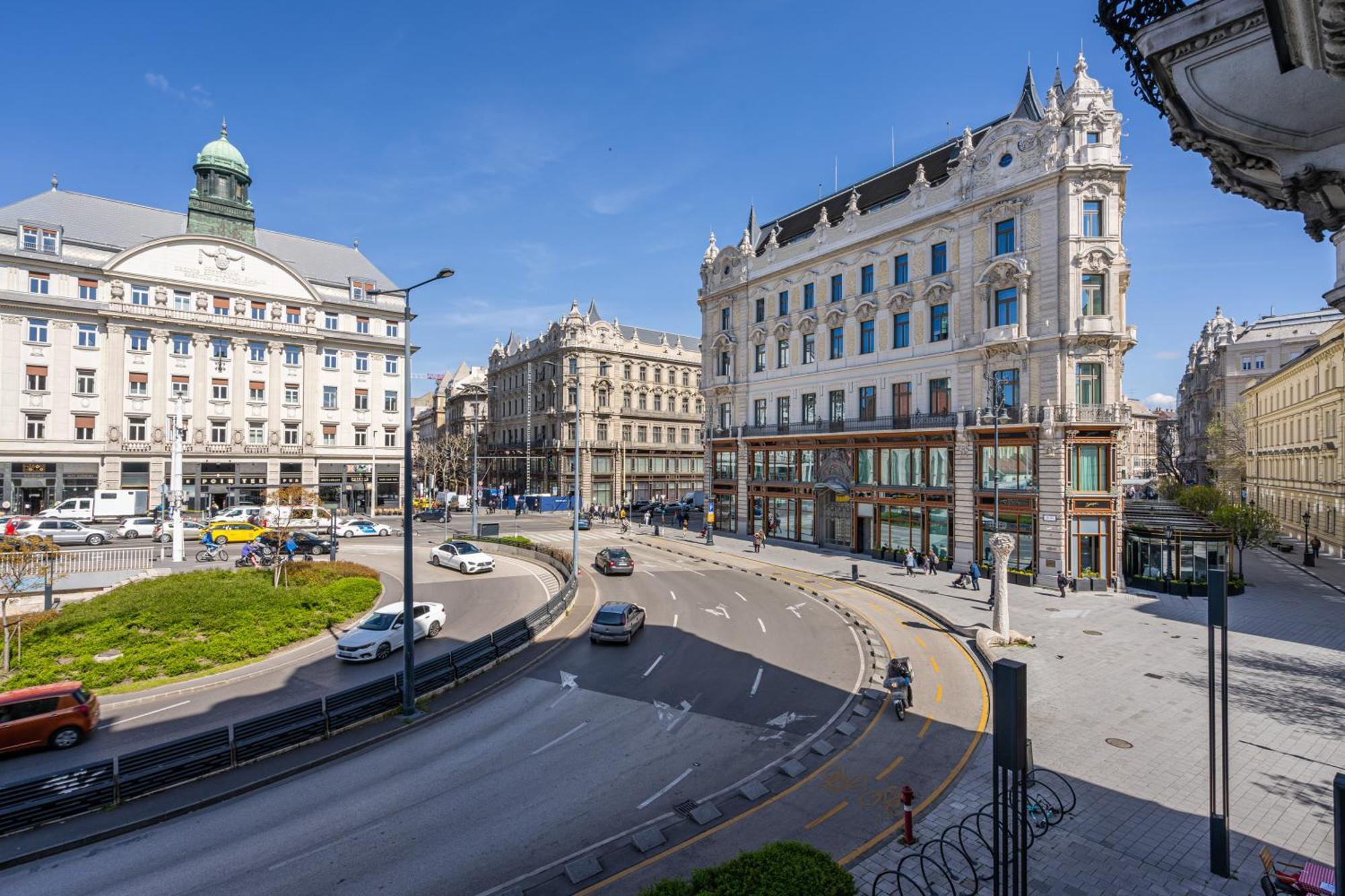 Vulcan Studio Near Danube, Budapest